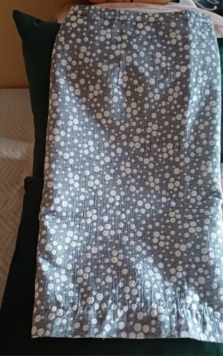 Traje chaqueta y falda gris