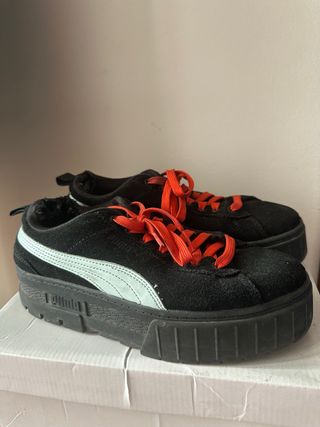 Sneakers Puma nere e rosa