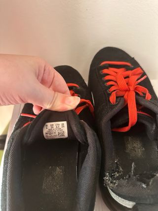 Sneakers Puma nere e rosa