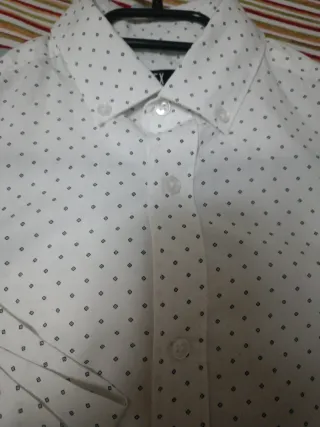 Camisa de vestir EY blanca con microestampado