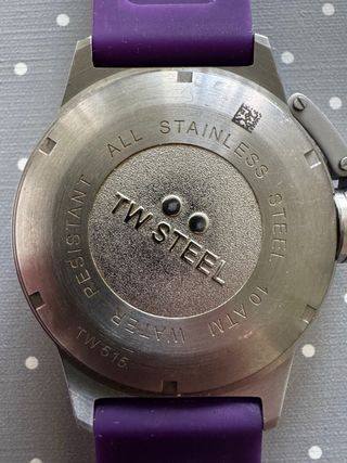 Reloj TW Steel Morado Correa Silicona