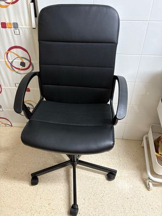 Silla de escritorio negra