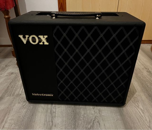 Amplificador Vox Valvetronix VT40X