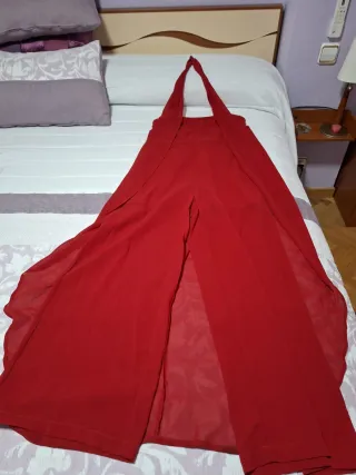 Mono largo rojo halter