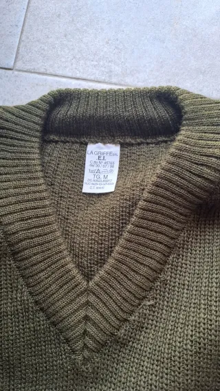 Maglione verde militare V-neck taglia M