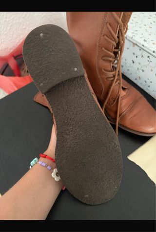 Botines de piel marrones con cordones