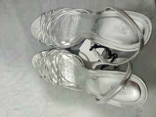 Sandalias Zara Talla 38 Plata