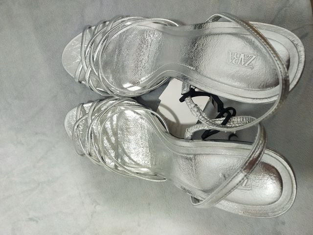 Sandalias Zara Talla 38 Plata