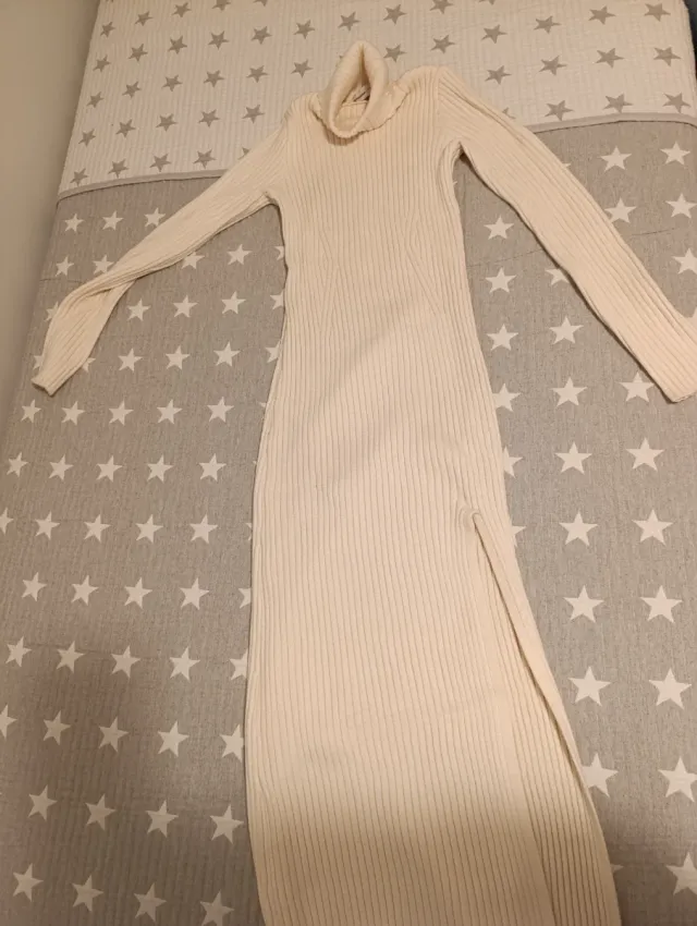 Vestido largo de punto beige