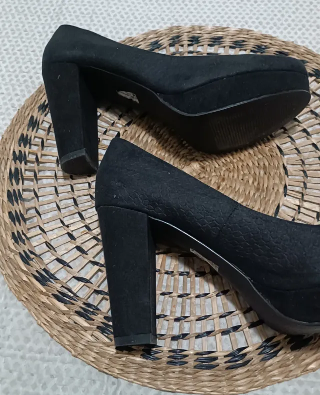 Zapatos de salón Marypaz negros talla 38