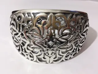 Pulsera Plata Sólida Diseño Calado