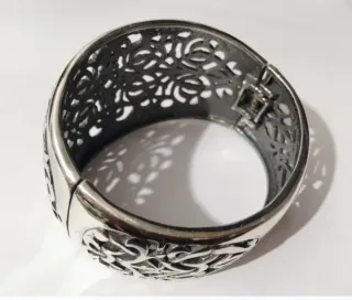 Pulsera Plata Sólida Diseño Calado