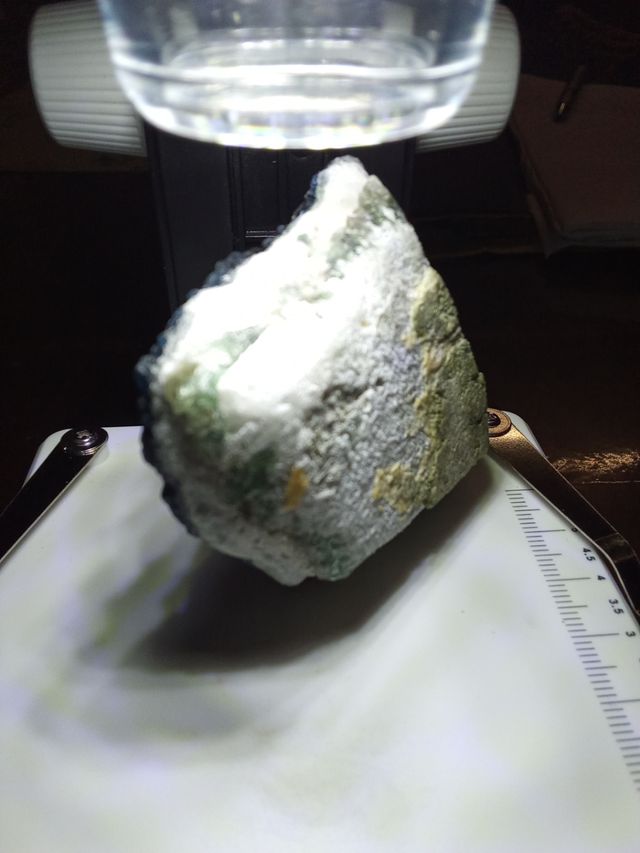 Collezione minerale grezza