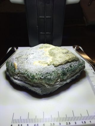 Collezione minerale grezza