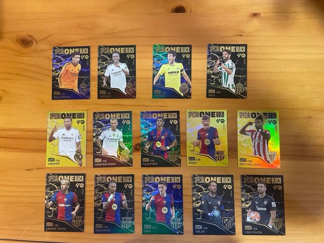 CROMOS SPECIAL ONE BLACK Y GOLD MEGACRACKS 25/26