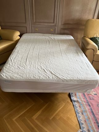 Colchón y base tapizada 1,35m