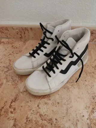 Botines zapatillas chica blancas