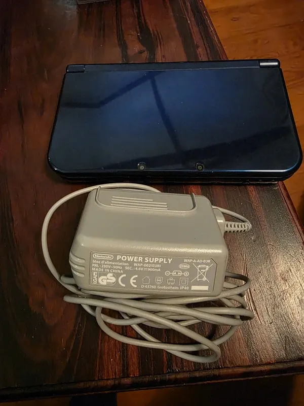 NEW Nintendo 3DS XL Azul Metálico