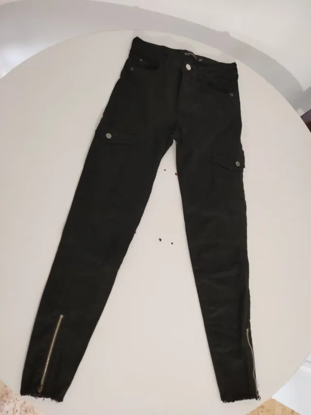 Pantalón pitillo negro mujer con cremallera