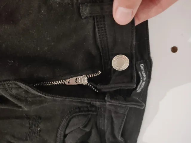 Pantalón pitillo negro mujer con cremallera