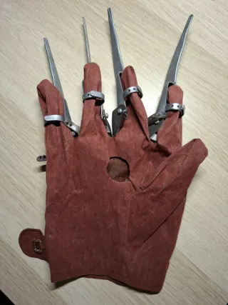 Guante Freddy Krueger