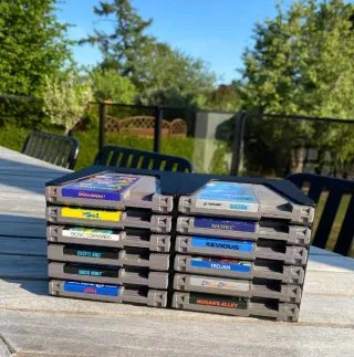 Expositor soporte cartuchos NES Nintendo