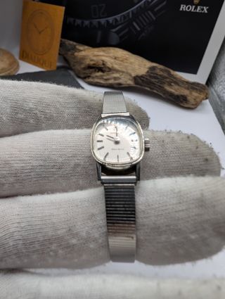 Bianco Omega Genève Dama 70's Bianco Silver