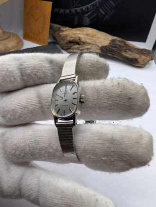 Bianco Omega Genève Dama 70's Bianco Silver