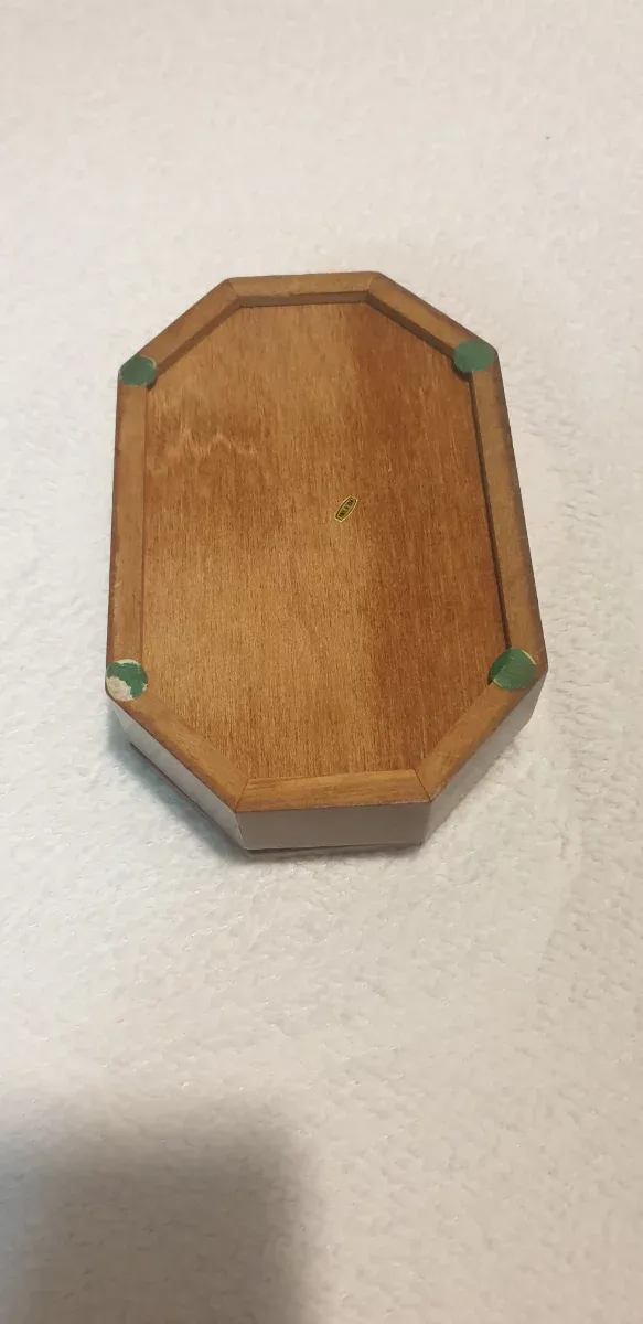 Portagioie e specchio vintage in legno