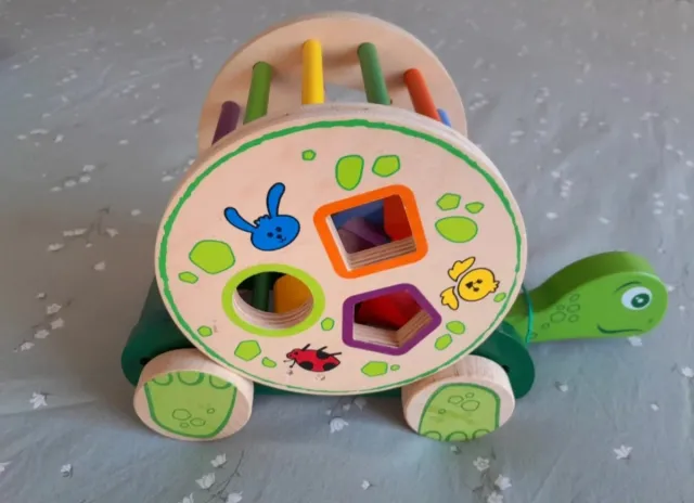 Tortuga de arrastre de madera