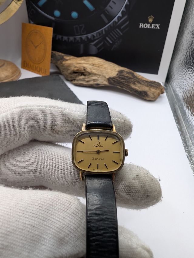Omega Genève Dama Oro Anni '70