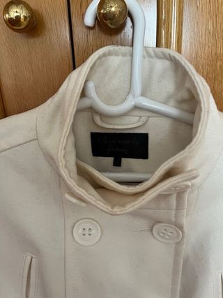 Abrigo beige de paño