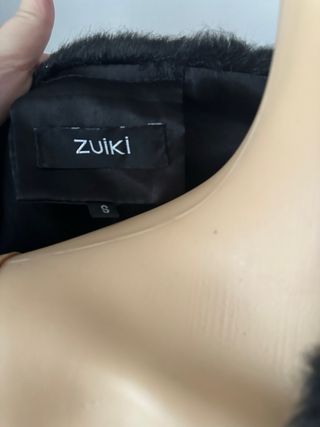 Pelliccia sintetica nera