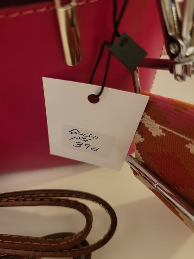 Bolso rosa y multicolor