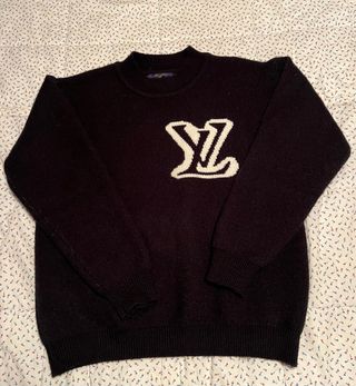 Sueter Louis Vuitton Negro Logo LV