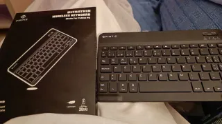 Teclado Inalámbrico Fintie Ultrathin para Tablet