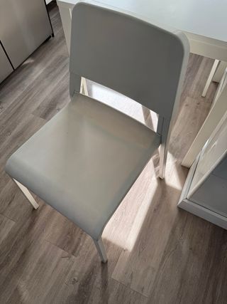 Mesa extensible blanca