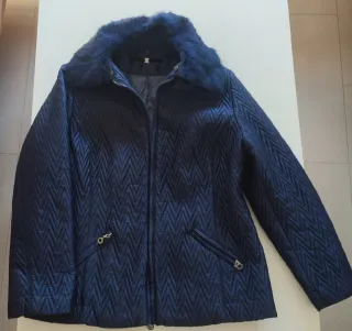 Abrigo acolchado azul marino T.48