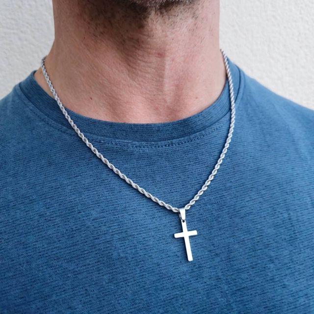 Colgante Crux Argentea – Fe y Fortaleza Serena