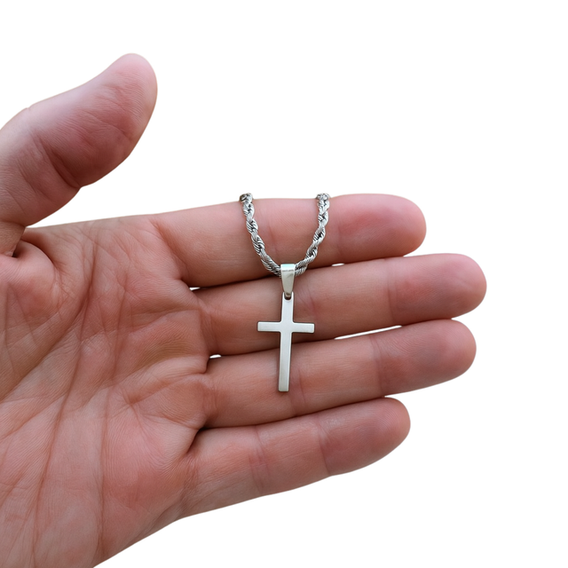 Colgante Crux Argentea – Fe y Fortaleza Serena