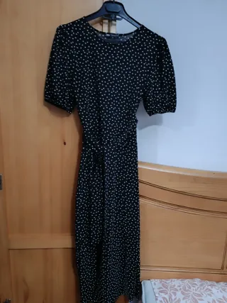 Vestido largo lunares con cinturón