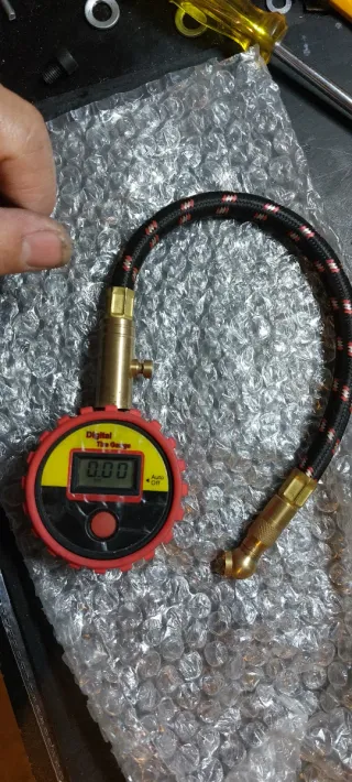 Manómetro Digital Presión Neumáticos