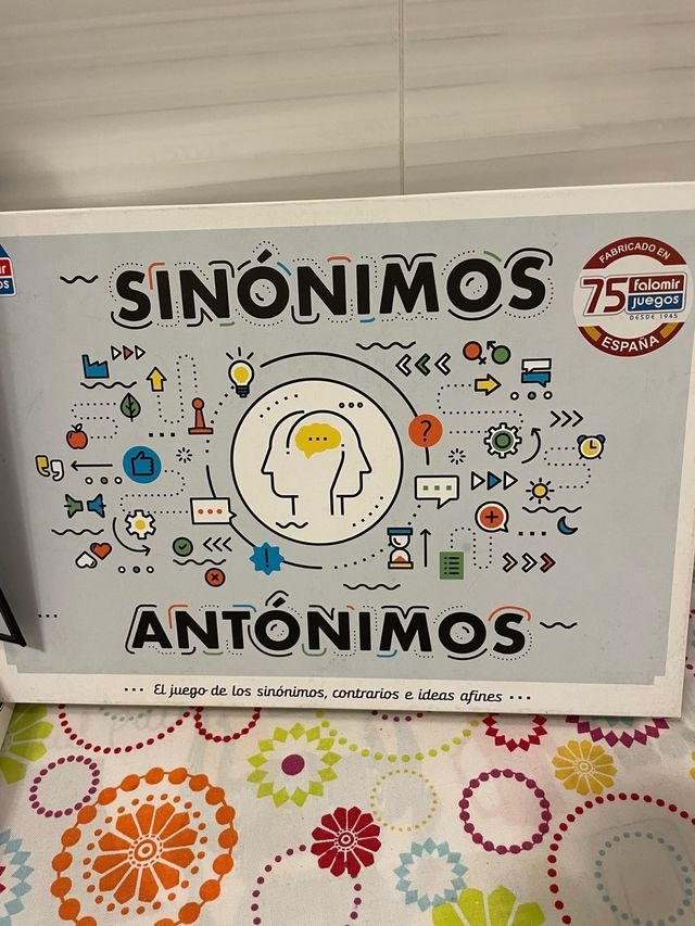Juego de mesa Sinónimos y Antónimos