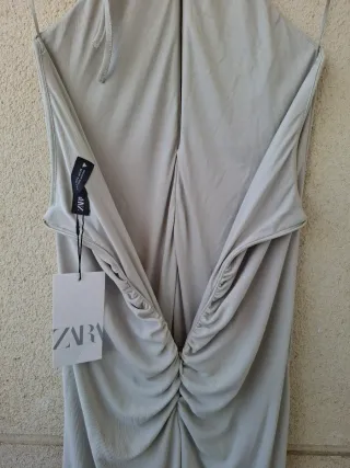 Vestido largo halter drapeado