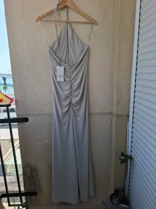 Vestido largo halter drapeado