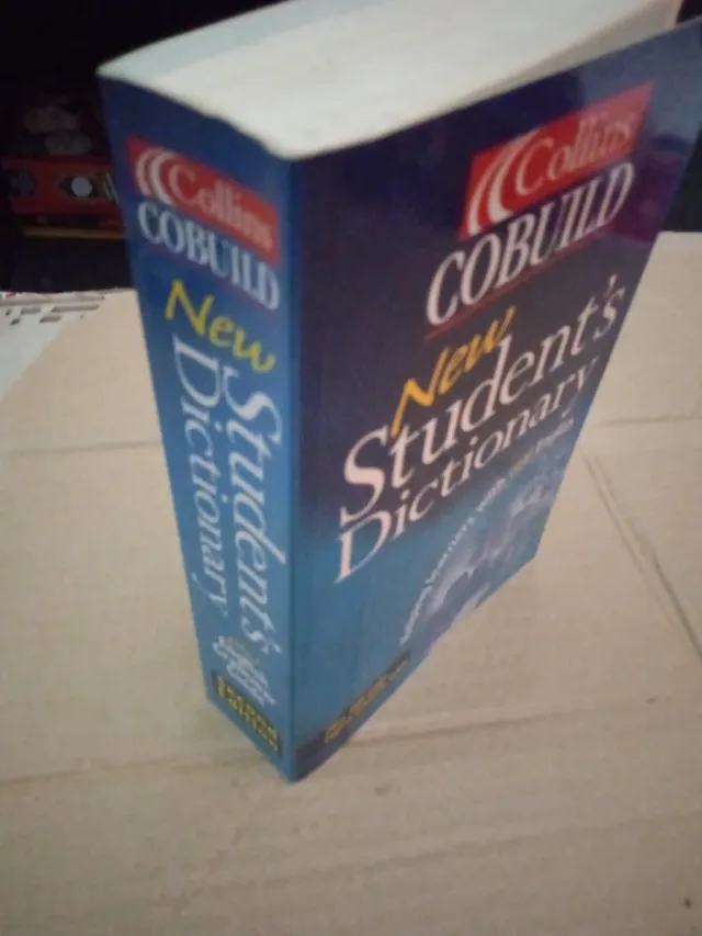 Collins Cobuild New Student's Dictionary