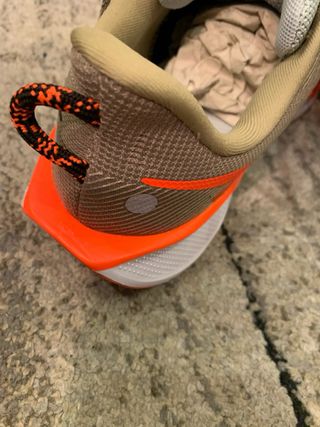 Zapatillas Nike Pegasus Trail 5 Beige/Naranja niño