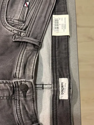 Pantalones cortos Pepe Jeans grises