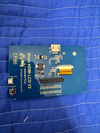 Raspberry Pi 3 + Pantalla Táctil