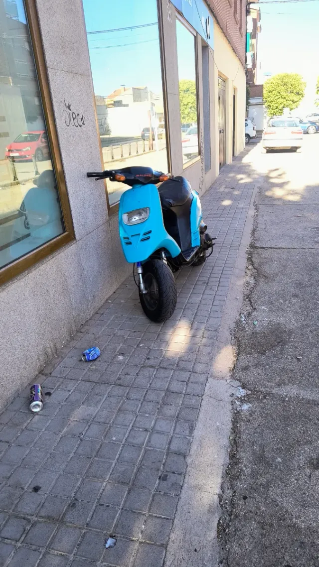 Moto 50cc sin papeles
Precio negociable 
